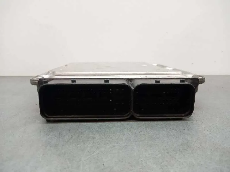 Centralita Motor Uce para Volkswagen Touareg (7La)