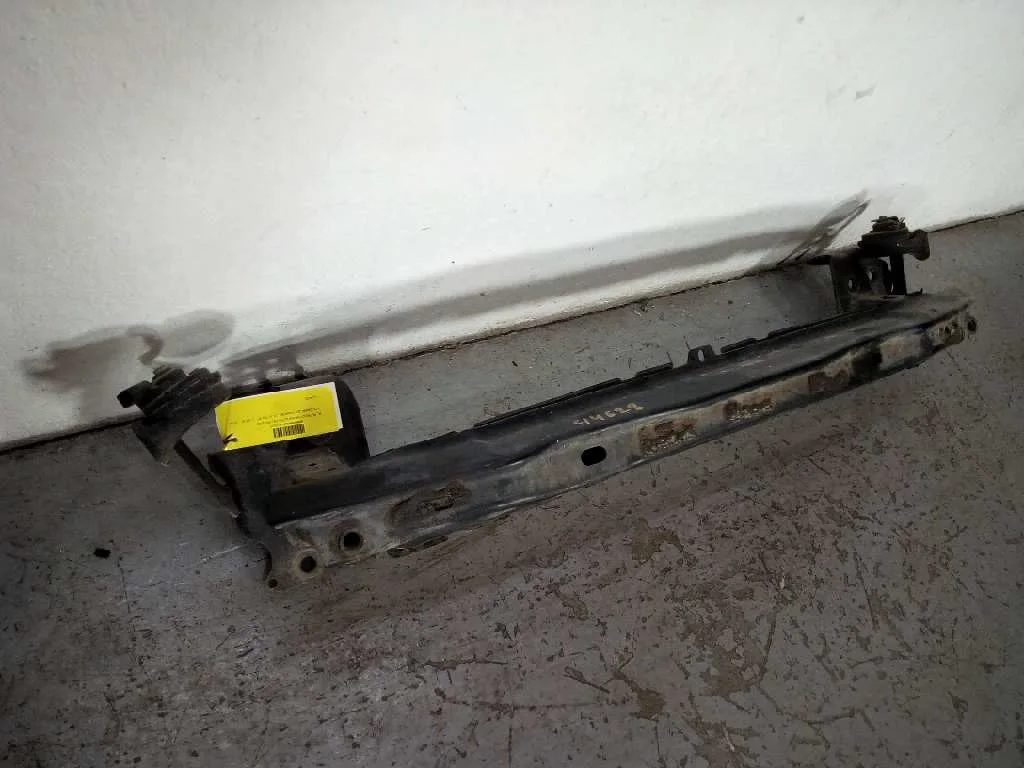 Refuerzo Paragolpes Delantero para Volkswagen Touareg (7La)