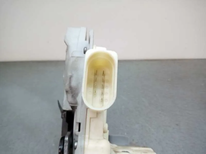 Cerradura Puerta Delantera Izquierda para Volkswagen Passat Lim. (362)