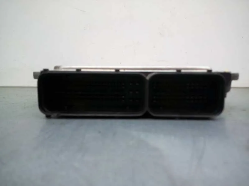 Centralita Motor Uce para Opel Insignia Sports Tourer