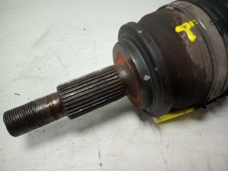 Transmision Delantera Izquierda para Toyota Avensis Touring Sports