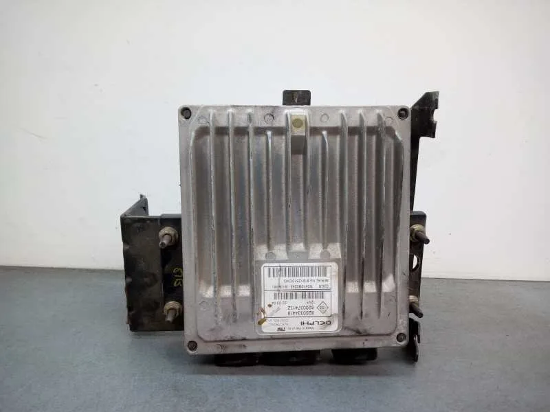 Centralita Motor Uce para Renault Scenic Ii