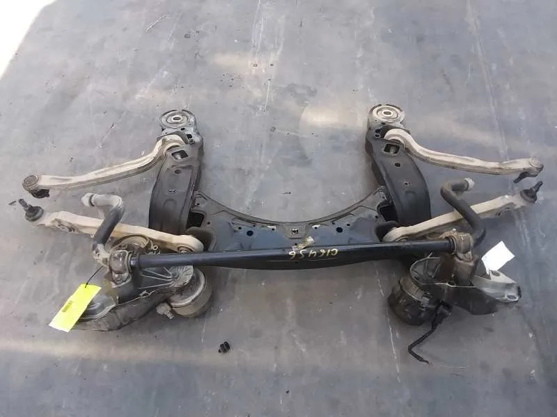 Puente Delantero para Audi A6 Berlina (4F2)