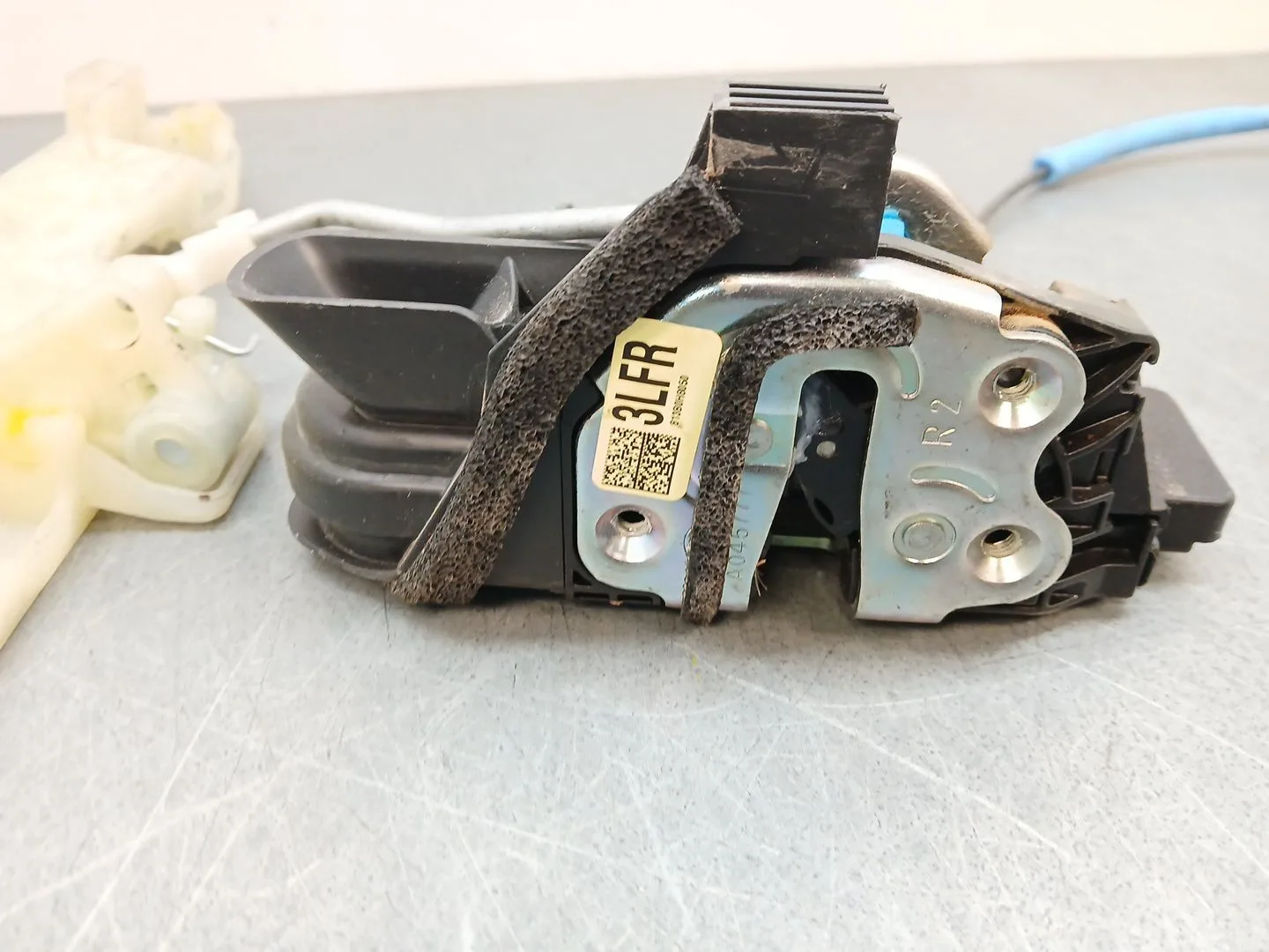Cerradura Puerta Delantera Derecha para Kia Rio