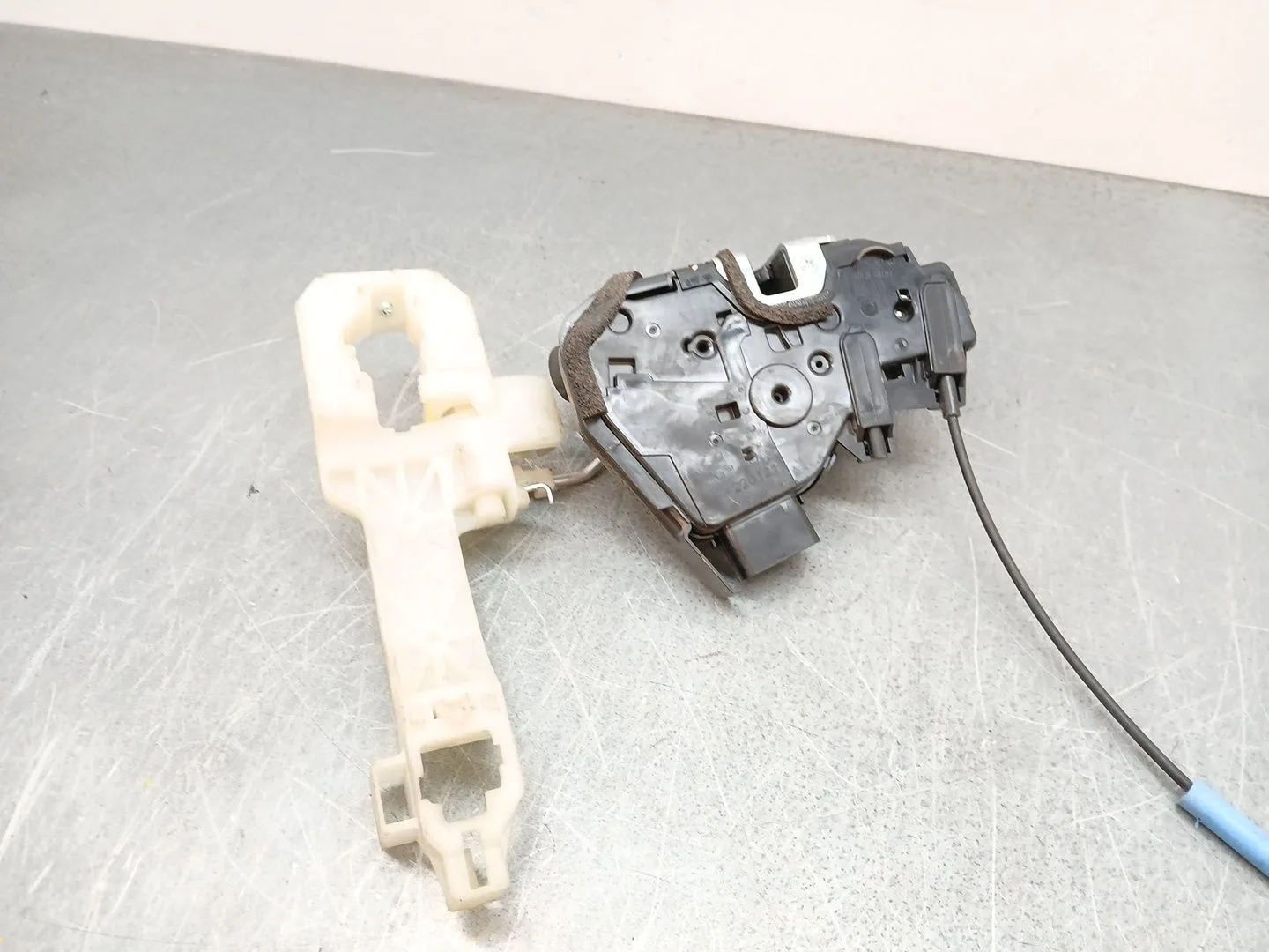 Cerradura Puerta Delantera Derecha para Kia Rio