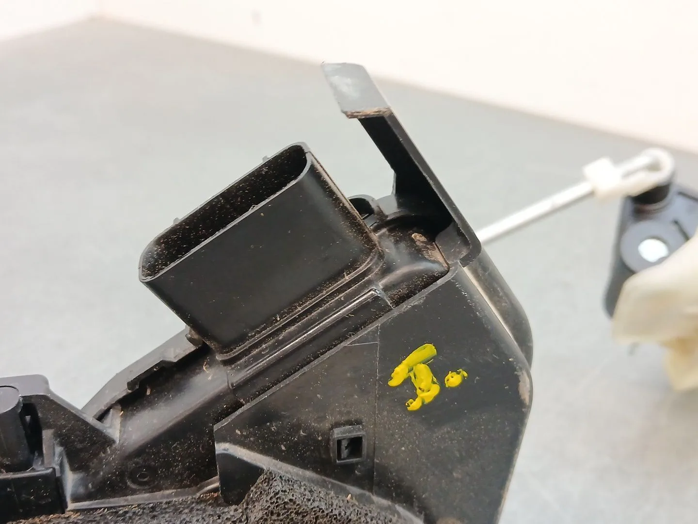Cerradura Puerta Trasera Derecha para Kia Rio