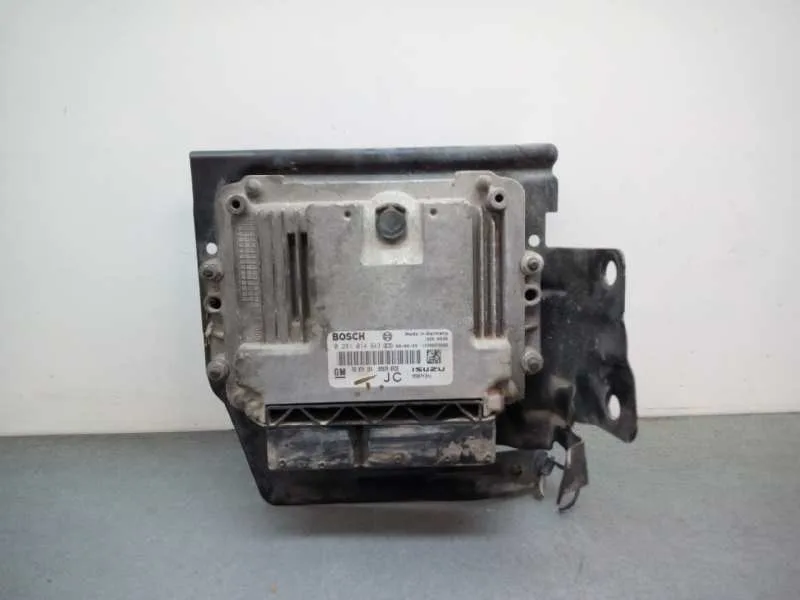 Centralita Motor Uce para Opel Astra H Ber.