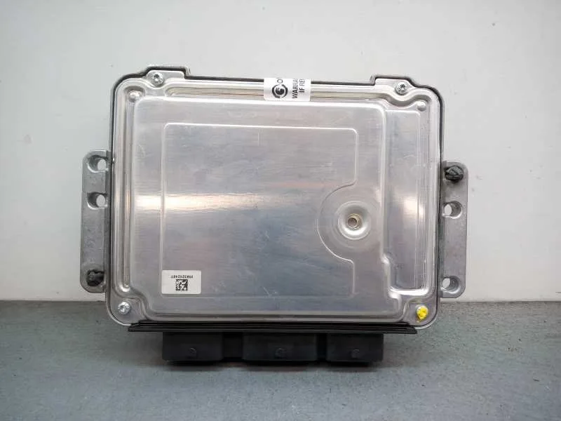 Centralita Motor Uce para Ford Focus Lim. (Cb4)