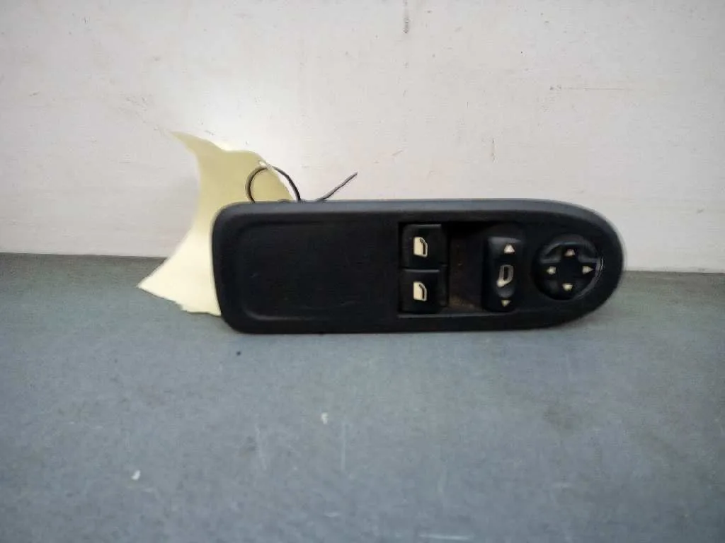 Mando Elevalunas Delantero Izquierdo para Peugeot 308