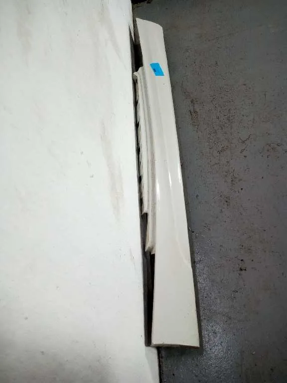 Faldon Lateral para Bmw Serie 1 Berlina (E81/E87)