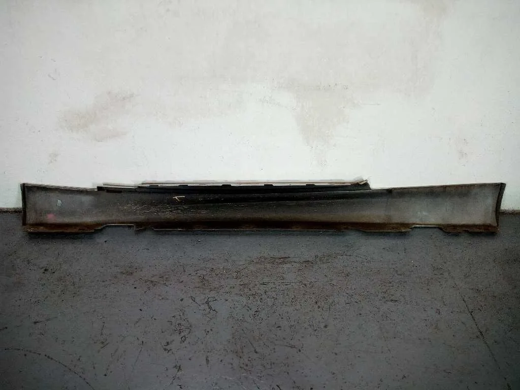 Faldon Lateral para Bmw Serie 1 Berlina (E81/E87)