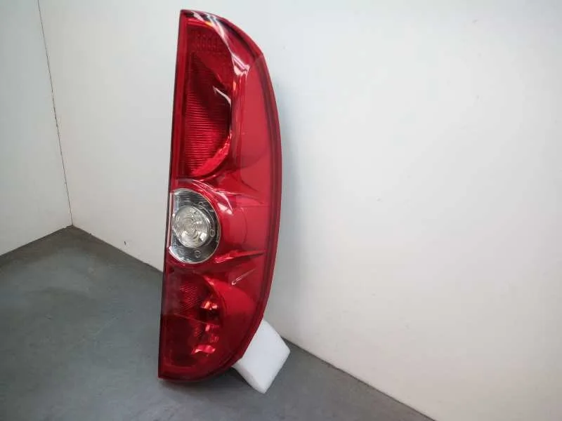 Piloto Trasero Derecho para Fiat Doblo