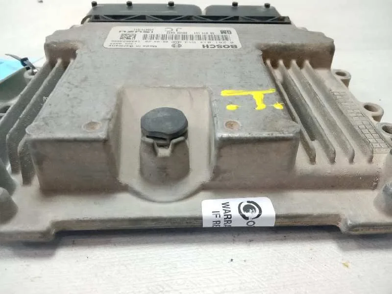 Centralita Motor Uce para Opel Astra Gtc