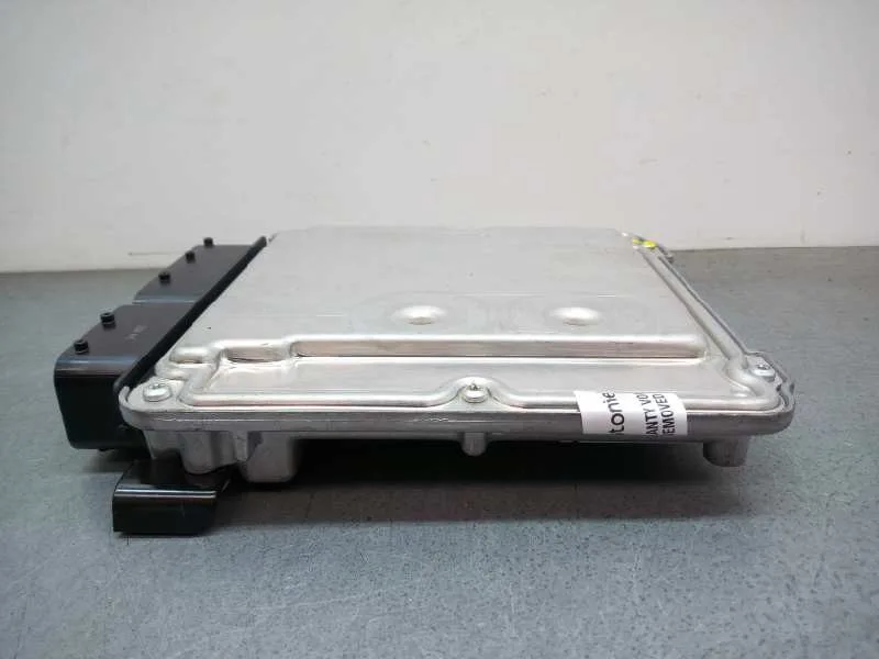 Centralita Motor Uce para Audi A4 Berlina (8E)