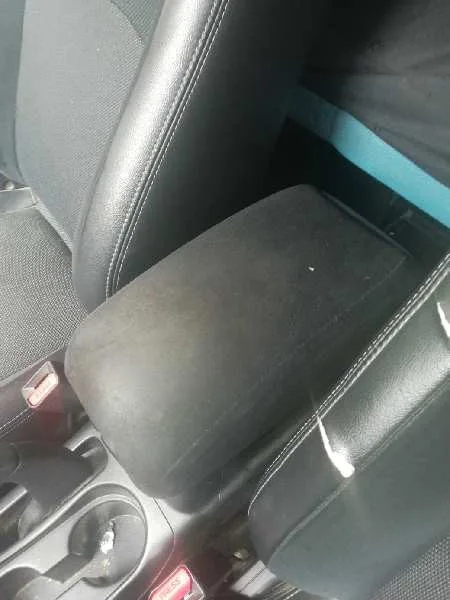 Apoyabrazos Central para Peugeot 4007
