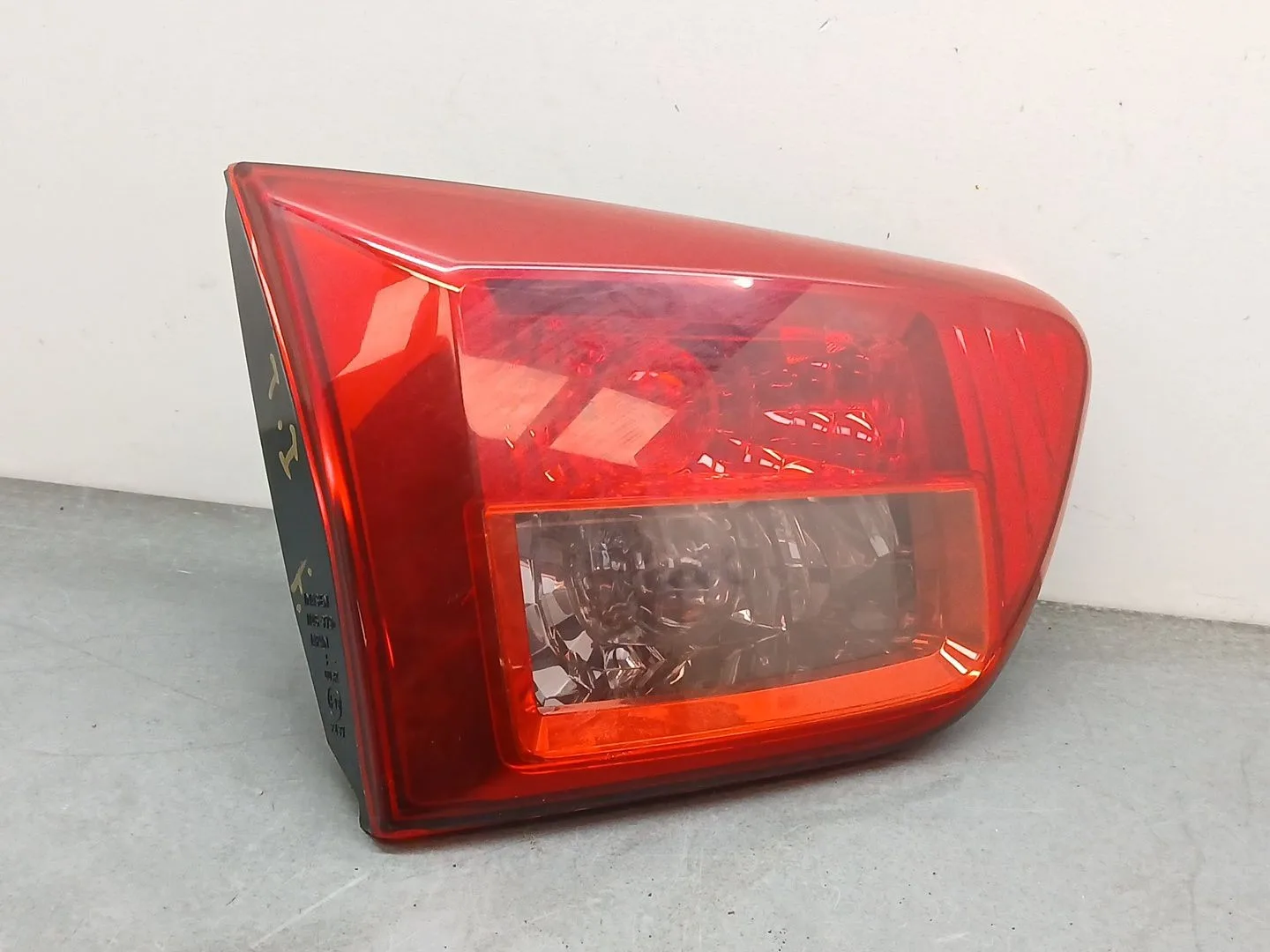 Piloto Trasero Izquierdo Interior para Peugeot 4007