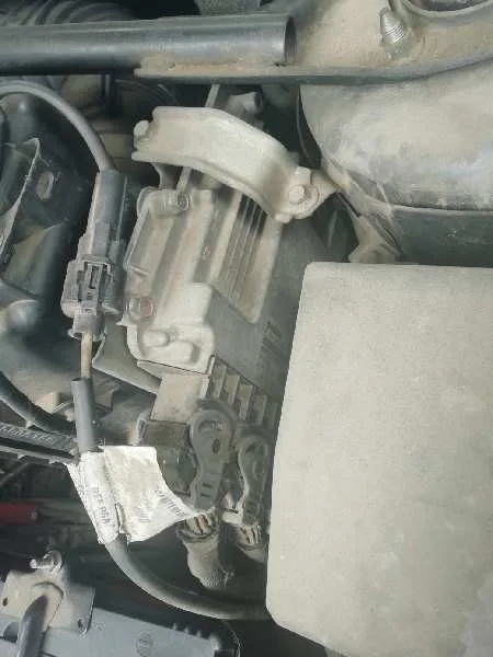 Centralita Motor Uce para Peugeot 4007