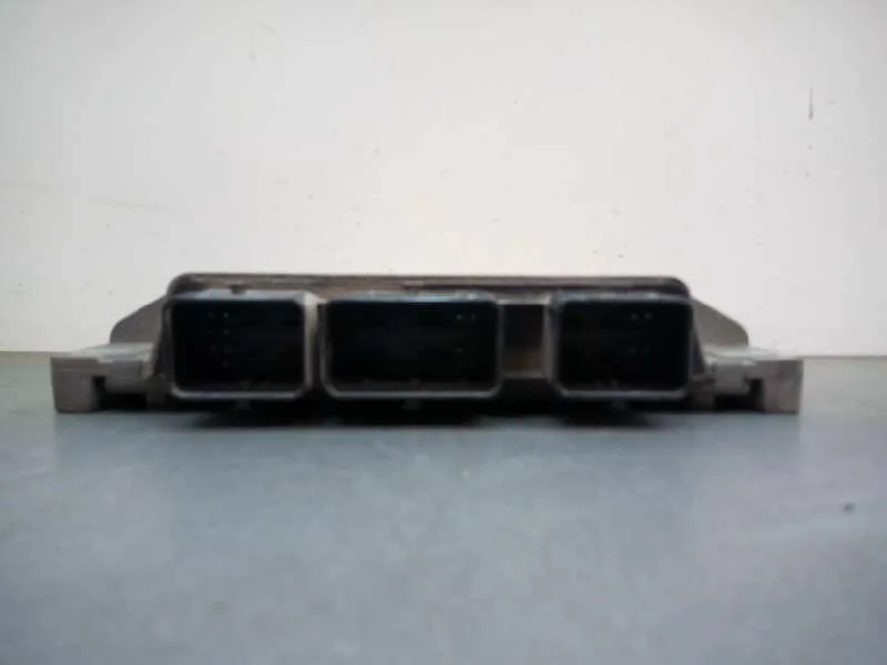 Centralita Motor Uce para Renault Twingo