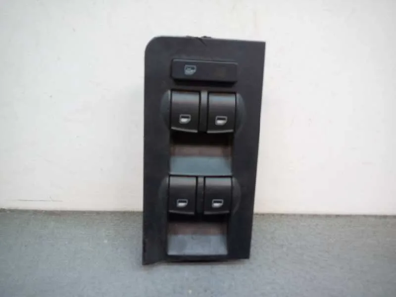 Mando Elevalunas Delantero Izquierdo para Audi Allroad Quattro (4B5)