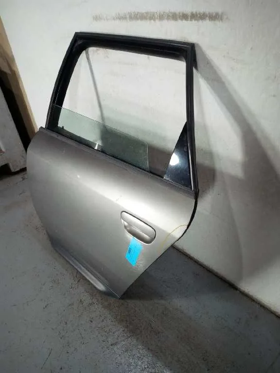 Puerta Trasera Izquierda para Audi Allroad Quattro (4B5)