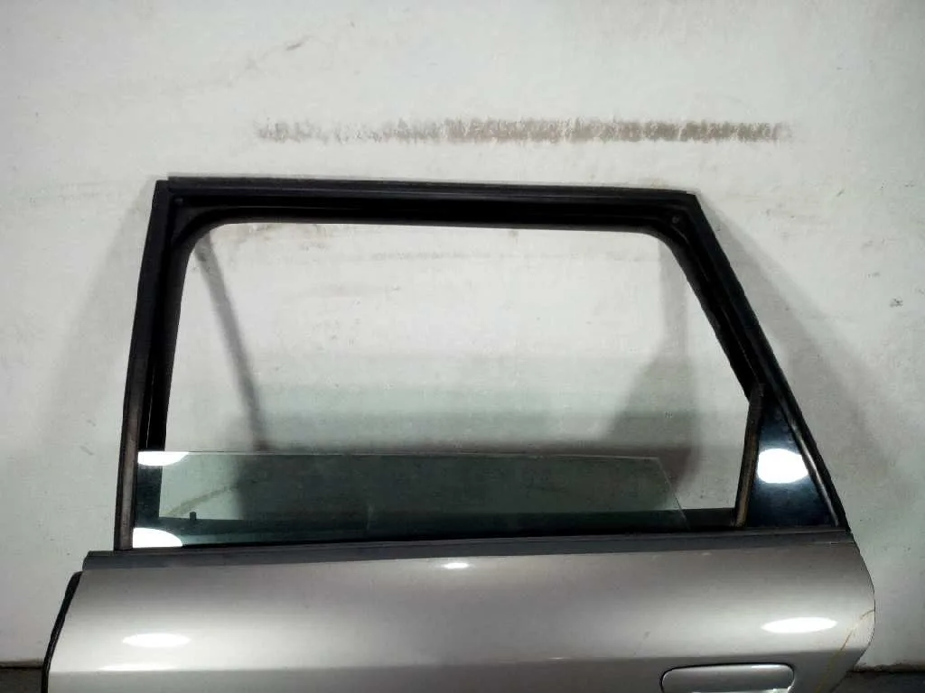 Puerta Trasera Izquierda para Audi Allroad Quattro (4B5)