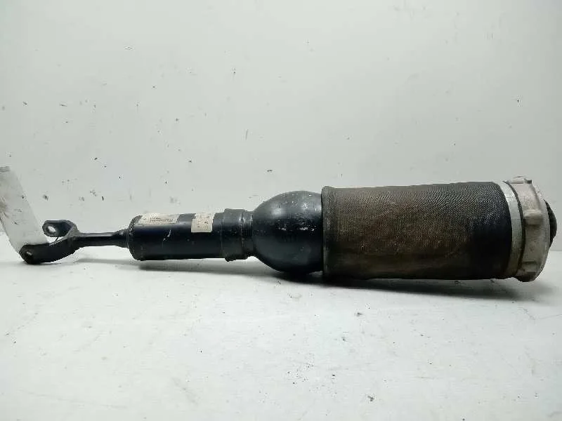 Amortiguador Delantero Derecho para Audi Allroad Quattro (4B5)