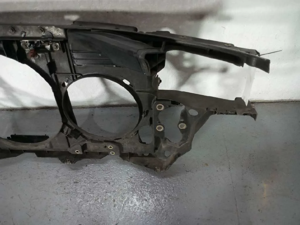 Panel Frontal para Audi Allroad Quattro (4B5)