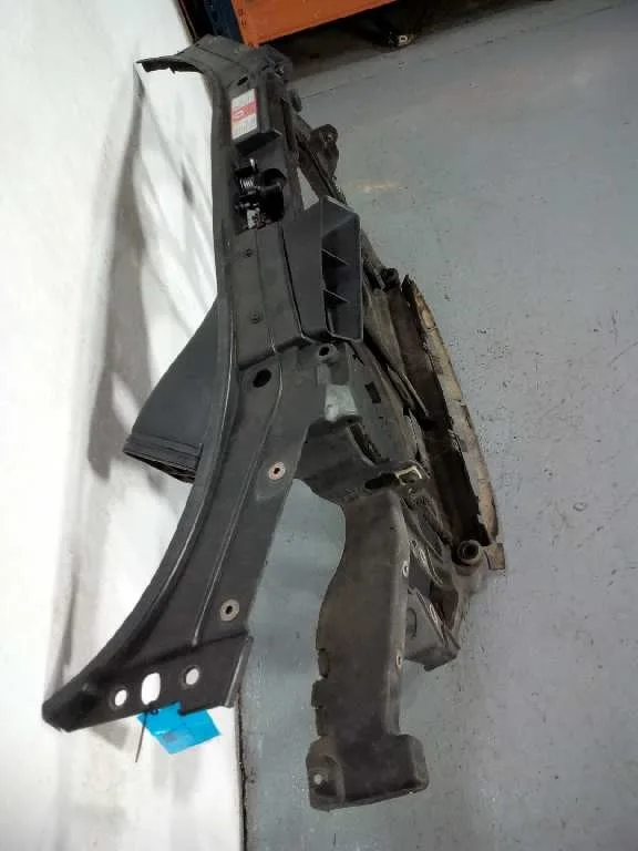 Panel Frontal para Audi Allroad Quattro (4B5)