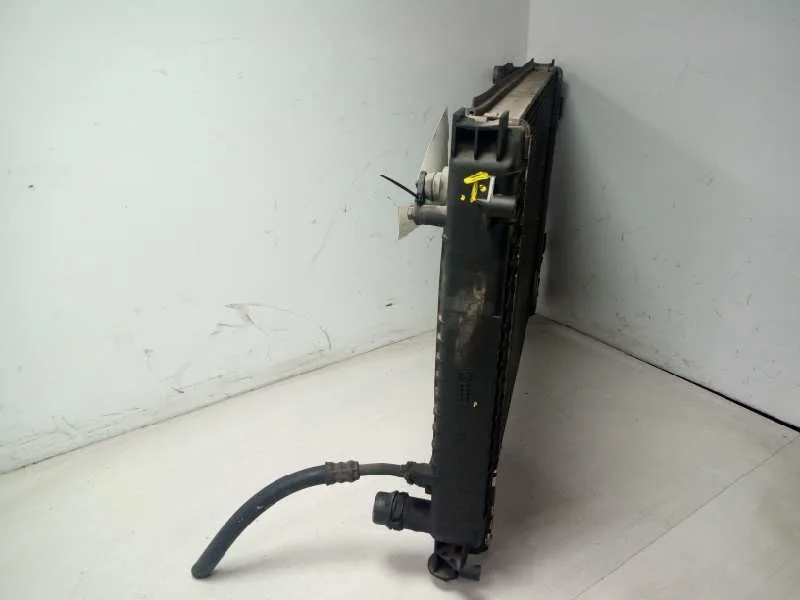 Radiador Agua para Audi A6 Avant (4B5)