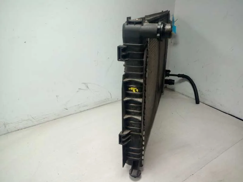Radiador Agua para Audi A6 Avant (4B5)