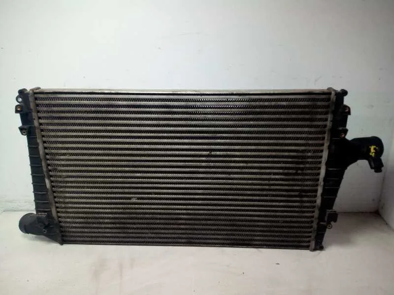 Intercooler para Audi A6 Avant (4B5)