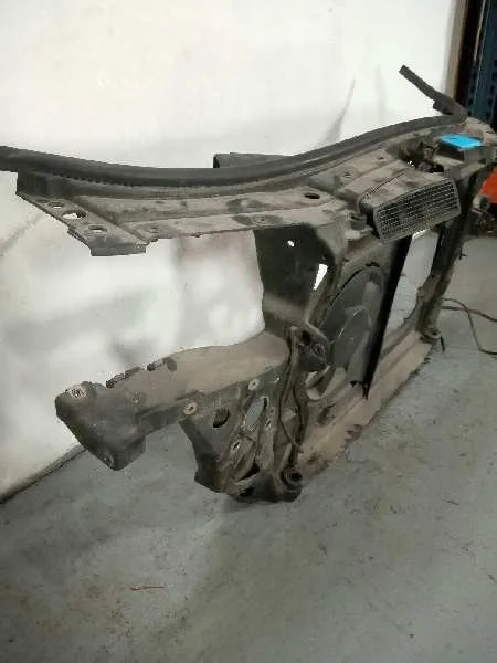 Panel Frontal para Audi A6 Avant (4B5)