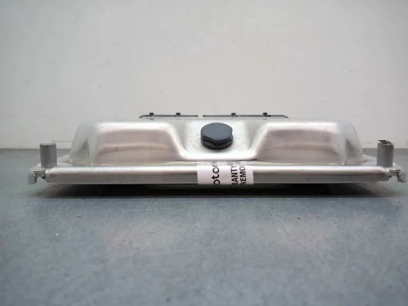 Centralita Motor Uce para Audi A6 Avant (4B5)