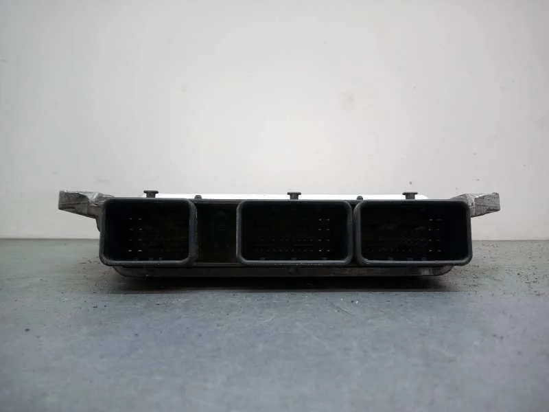 Centralita Motor Uce para Renault Megane Ii Classic Berlina