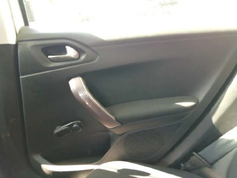 Guarnecido Puerta Trasera Derecha para Peugeot 2008 (--.2013->)
