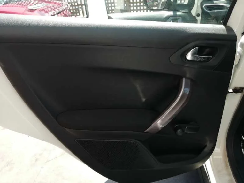 Guarnecido Puerta Trasera Izquierda para Peugeot 2008 (--.2013->)