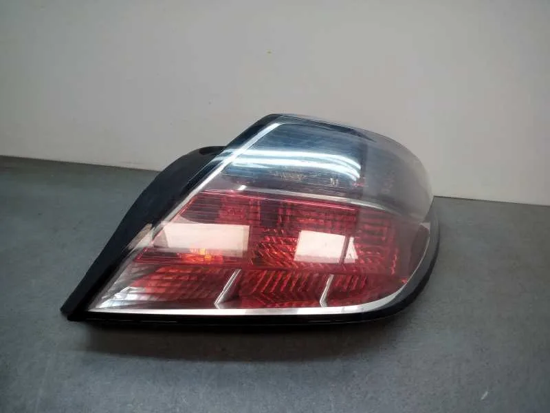 Piloto Trasero Derecho para Opel Astra Gtc