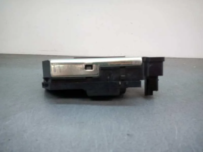 Cerradura Maletero / Porton para Peugeot 2008 (--.2013->)