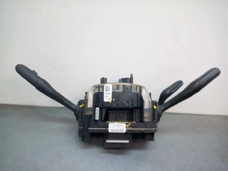 Mando Multifuncion para Audi A6 Berlina (4F2)