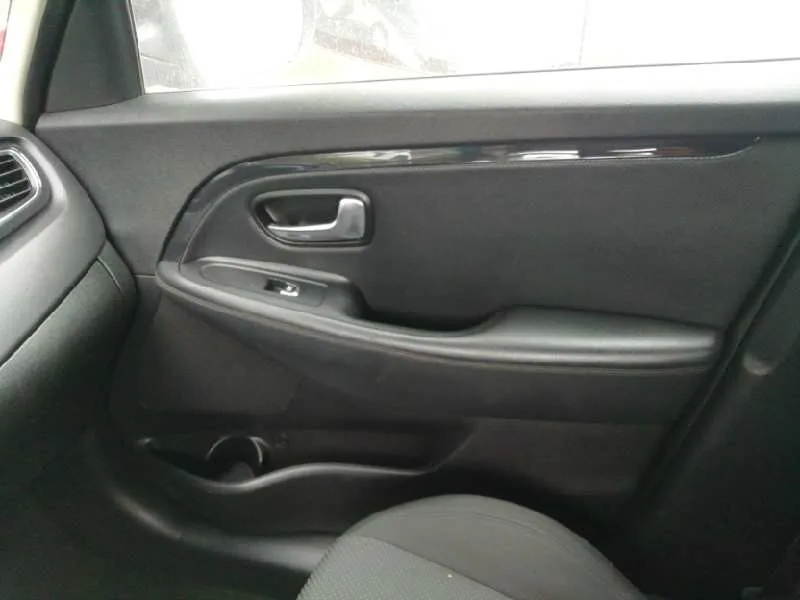 Guarnecido Puerta Delantera Derecha para Kia Carens ( )