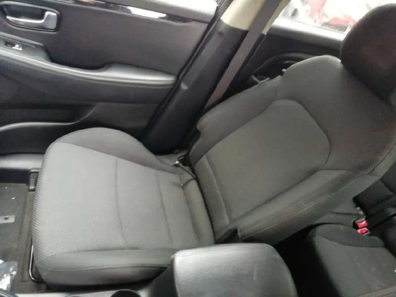 Asiento Delantero Derecho para Kia Carens ( )