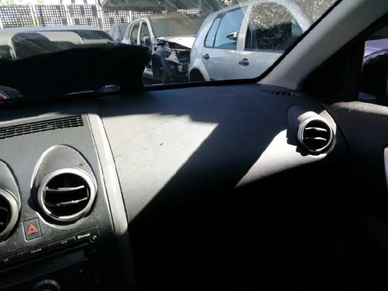 Salpicadero para Nissan Qashqai (J10)