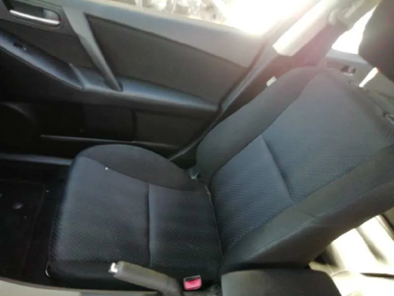 Asiento Delantero Derecho para Mazda 3 Lim. (Bl)
