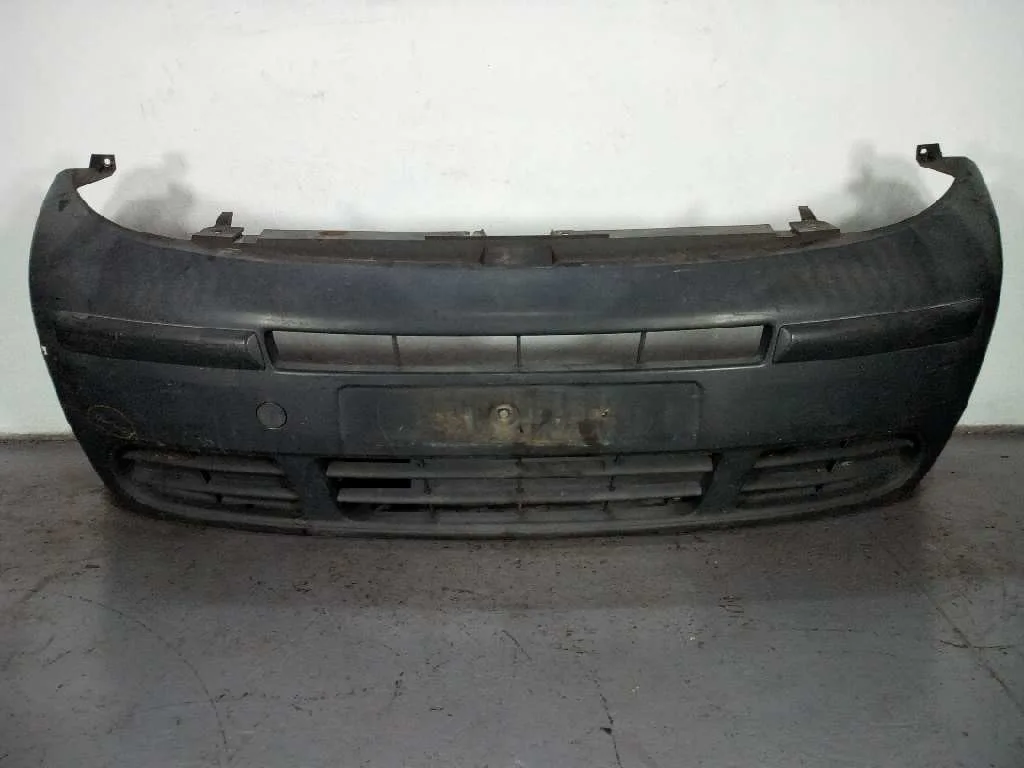Paragolpes Delantero para Renault Trafic Caja Cerrada (Ab 4.01)