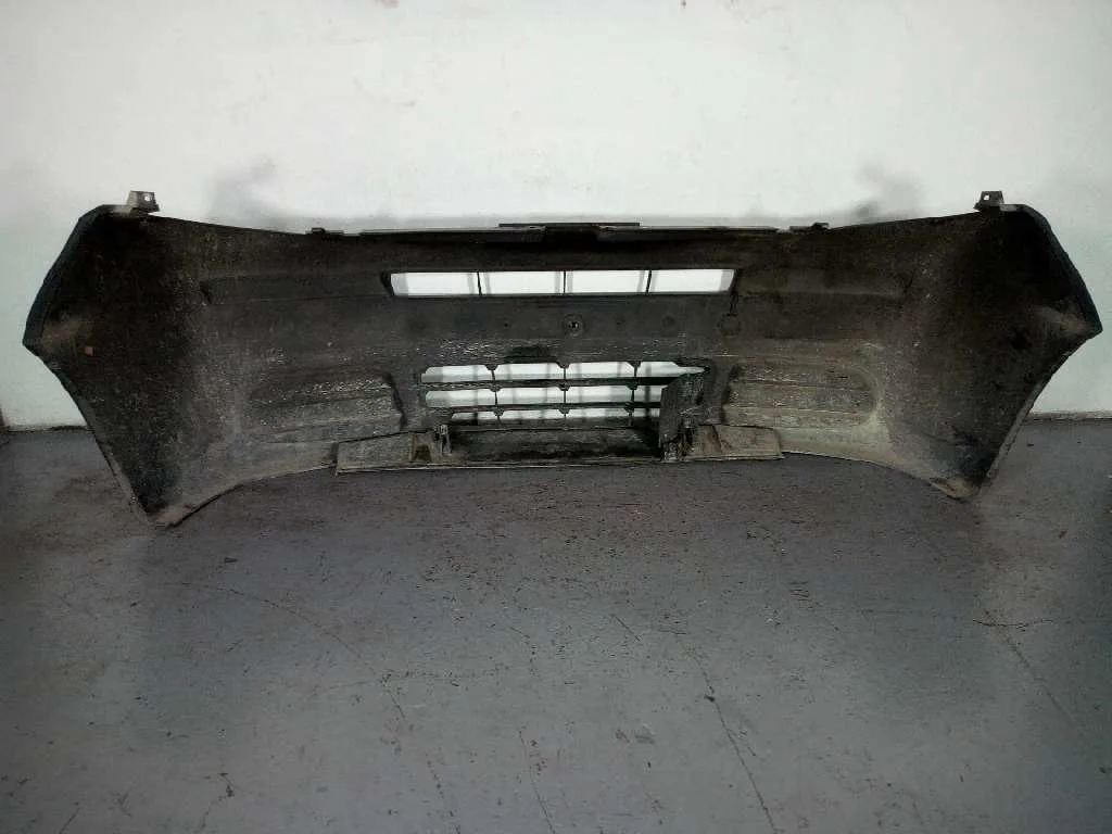 Paragolpes Delantero para Renault Trafic Caja Cerrada (Ab 4.01)