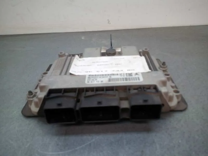 Centralita Motor Uce para Citroën C4 Coupe