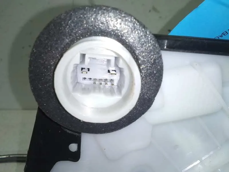 Cerradura Puerta Delantera Izquierda para Subaru Outback (B15)
