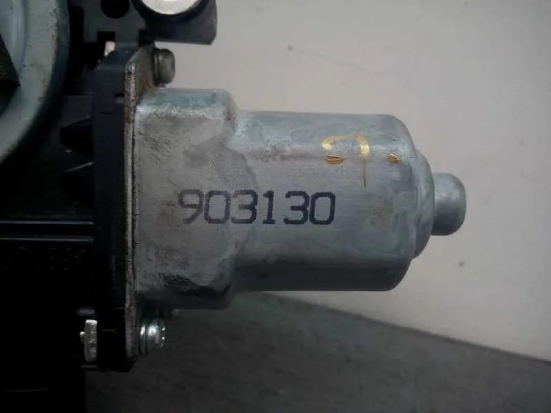 Elevalunas Delantero Izquierdo para Subaru Outback (B15)