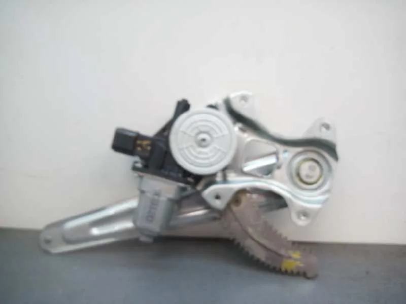 Elevalunas Trasero Derecho para Subaru Outback (B15)