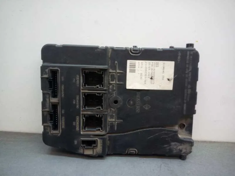 Centralita Bsi para Renault Megane Ii Berlina 5P